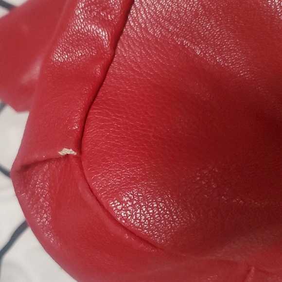 Red R+J purse - Picture 10 of 11
